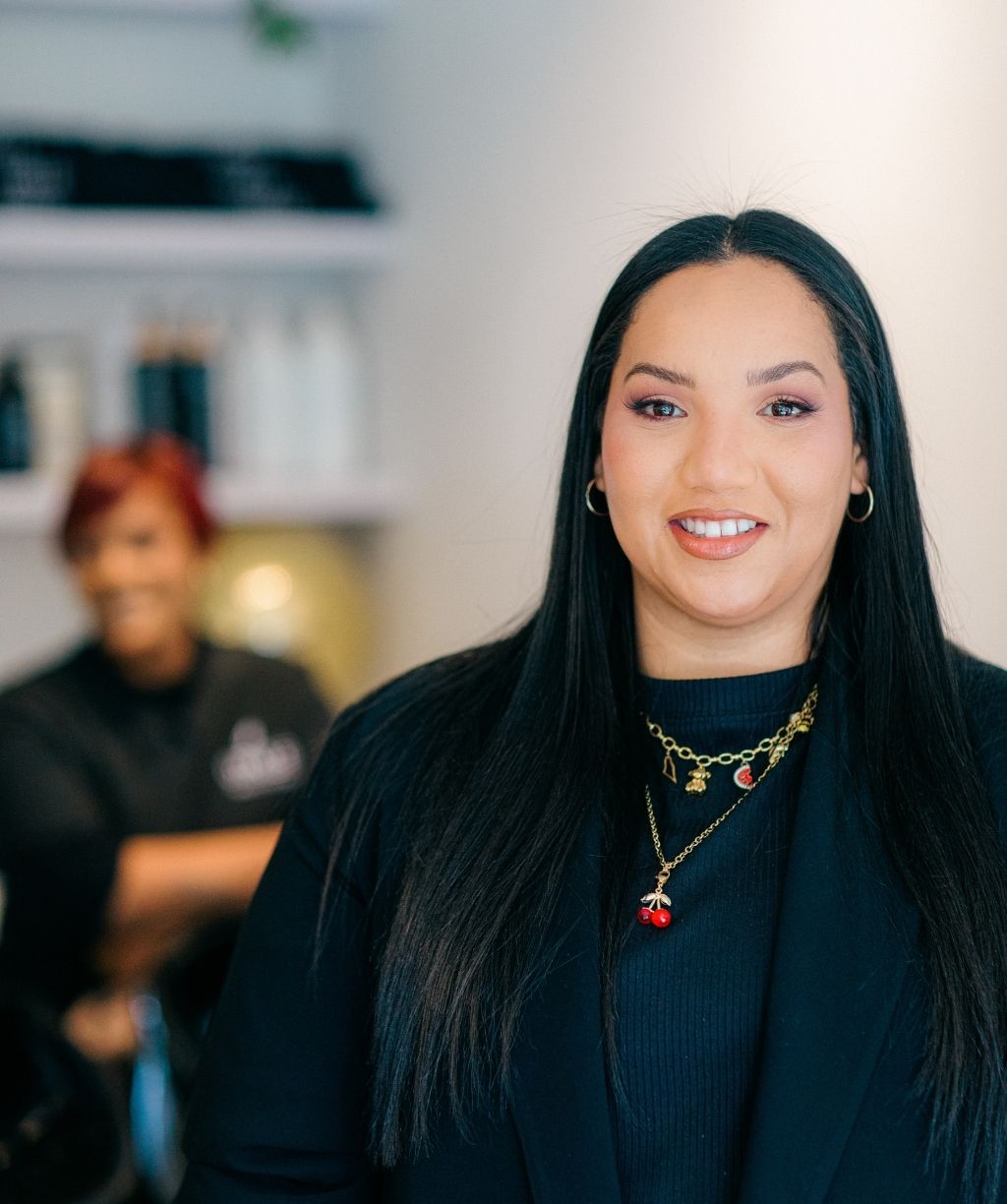 Beauty Salon receptionists no background (2)